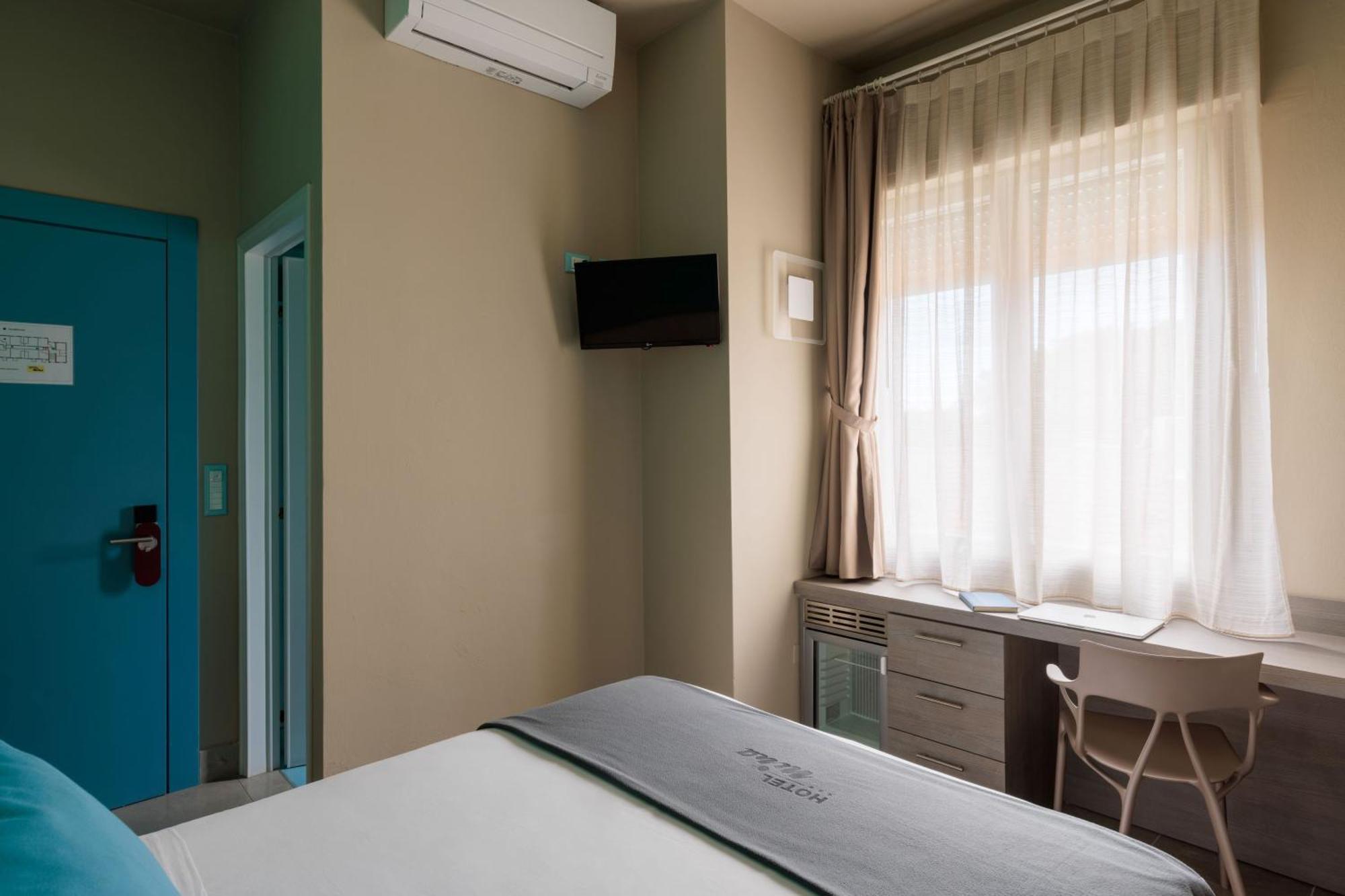 Hotel Nina Marina Di Bibbona Extérieur photo