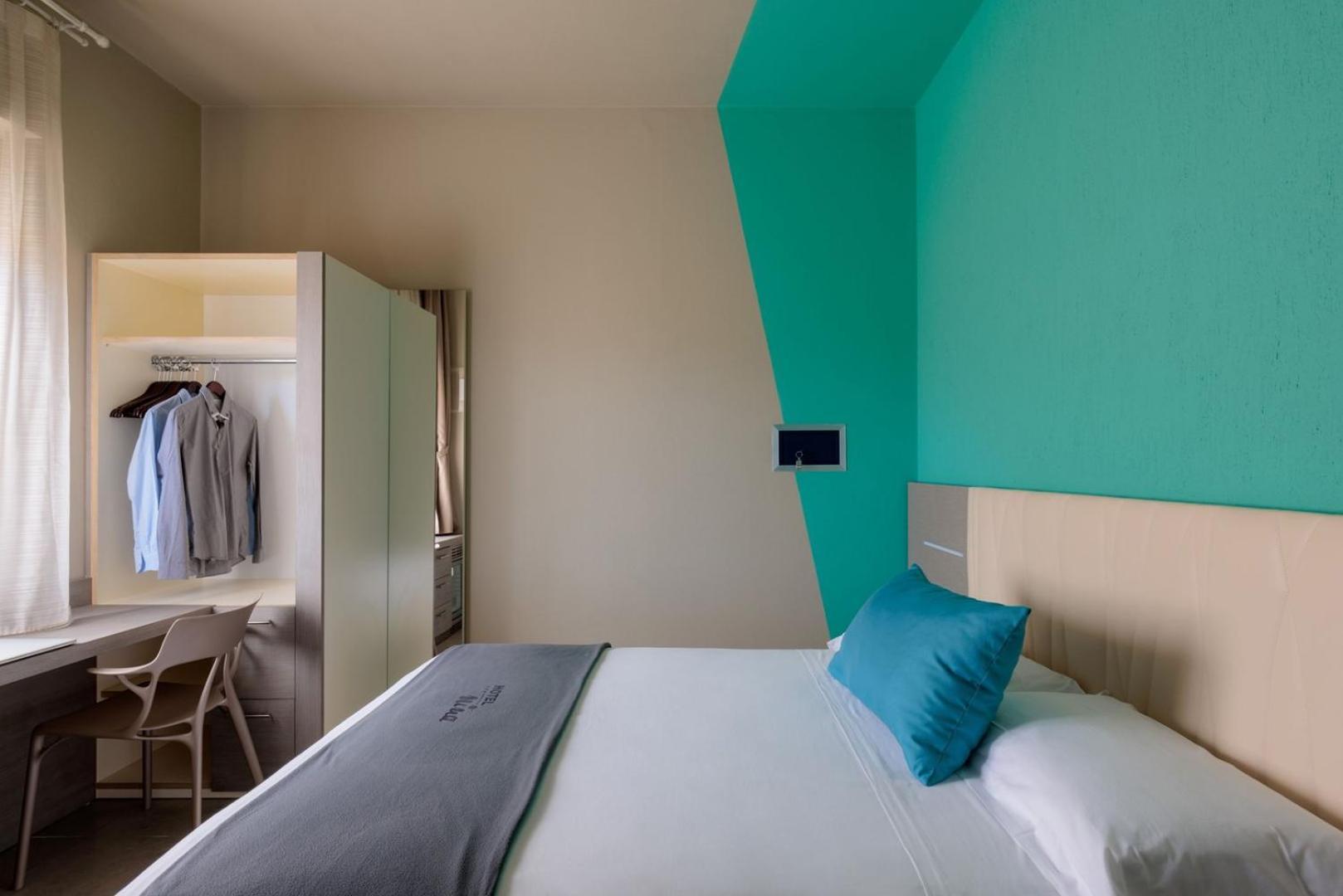 Hotel Nina Marina Di Bibbona Extérieur photo